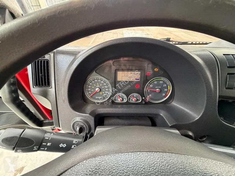 شاحنة Iveco EuroCargo 120 E22