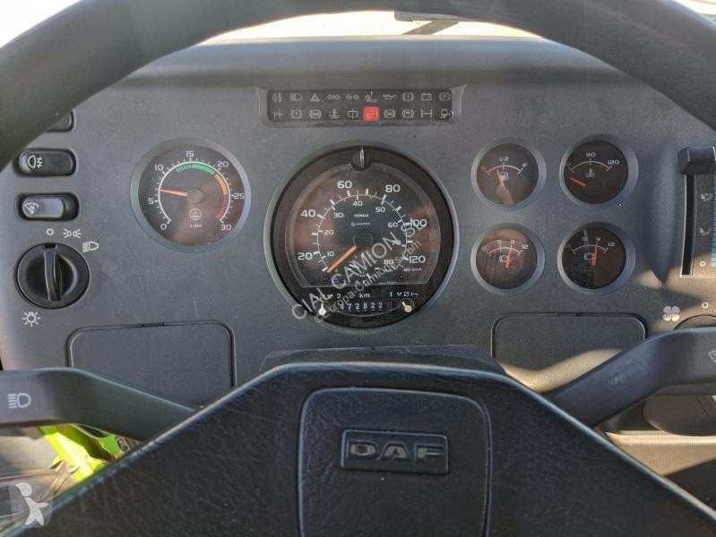 شاحنة DAF 210
