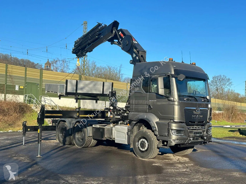 شاحنة MAN 33.540 MAN  33.540 6x6 Kran Kran Hiab...