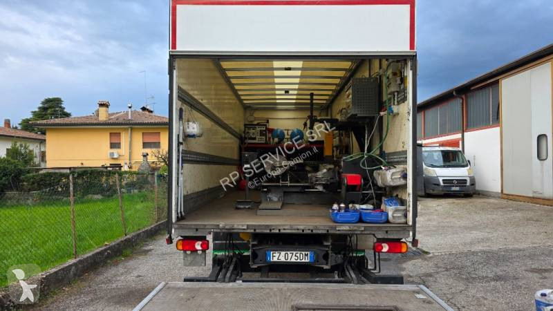 شاحنة Iveco