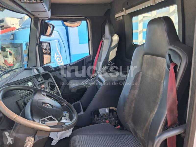 شاحنة Renault C430.26  6X4 UA + CAJA ABIERTA