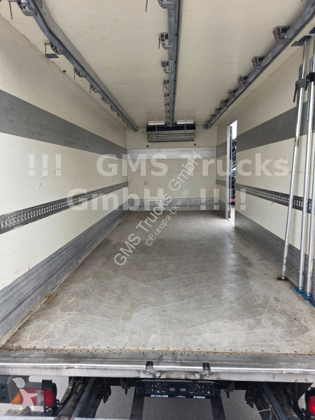 شاحنة MAN 12.250 / Frigo Rohrbahnen Fleisch Meat