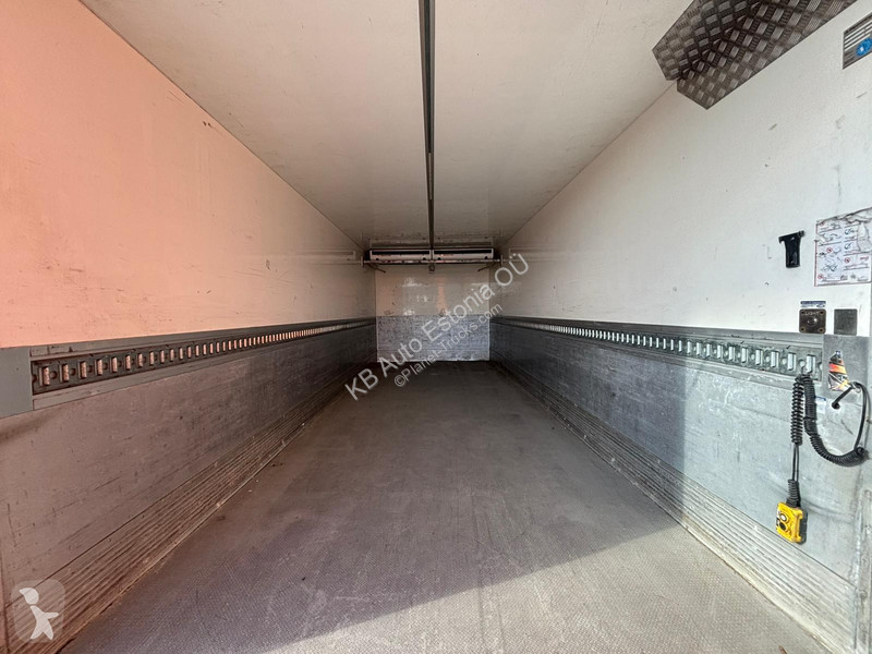 شاحنة Mercedes 1830 4x2 THERMOKING UT1200 / BOX...