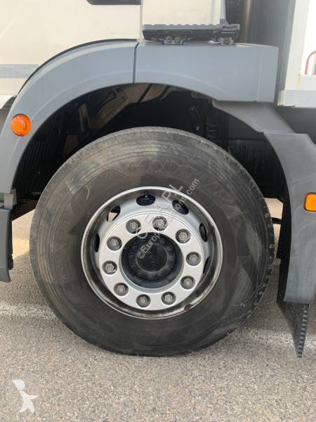 MAN  truck