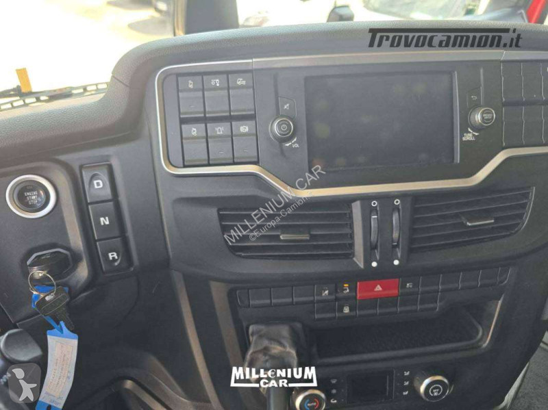 Vrachtwagen Iveco SWAY 510 CENTINATO 7,40 AUT...