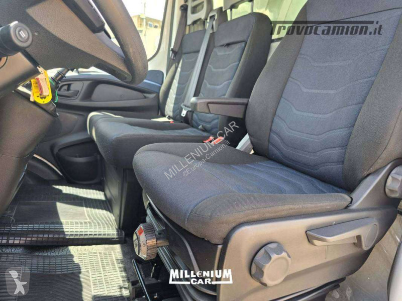 Furgoneta Iveco 35-18 CELLA FIORI (2019)