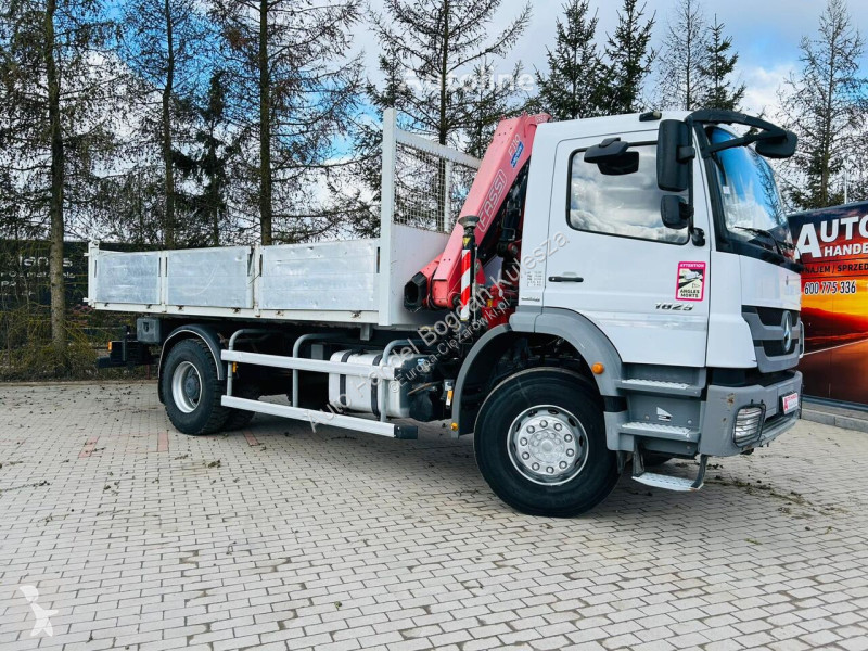 شاحنة Mercedes 1829