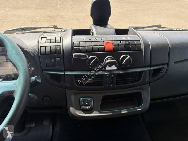 شاحنة Iveco