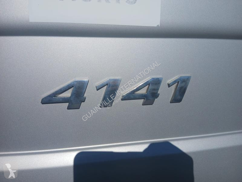 شاحنة Mercedes 4141