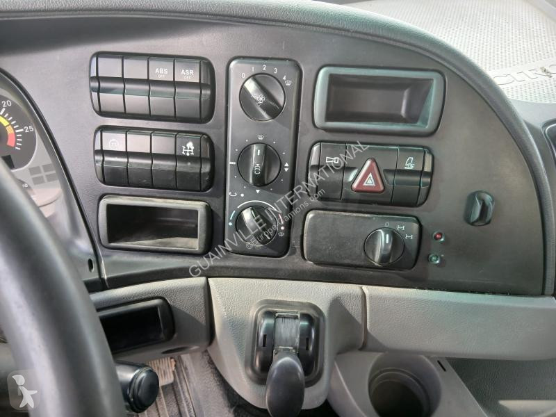 شاحنة Mercedes 3236