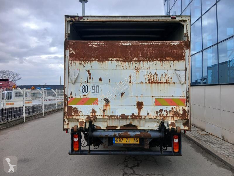 شاحنة Renault 180
