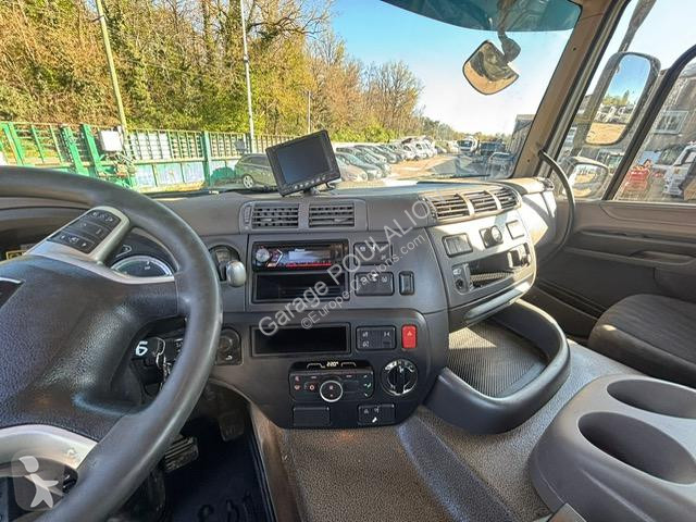 Camion DAF BRAS HYDRAULIQUE essieu 3 relevable...