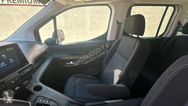 شاحنة Peugeot E-RIFTER GT