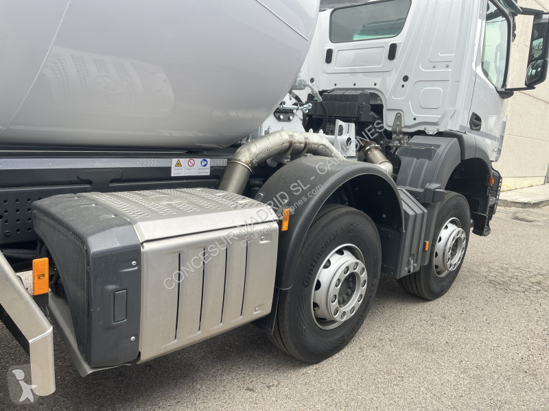 شاحنة Mercedes  3240 B 8x4