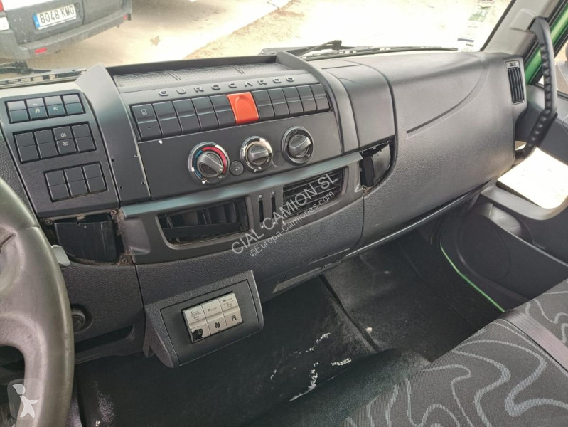شاحنة Iveco  IG140E2CA
