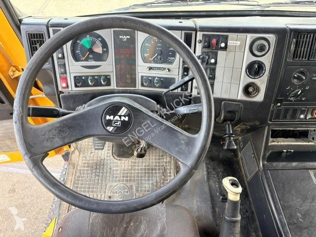 شاحنة MAN FE 410A 8x4 FULL STEEL KIPPER (ZF16...