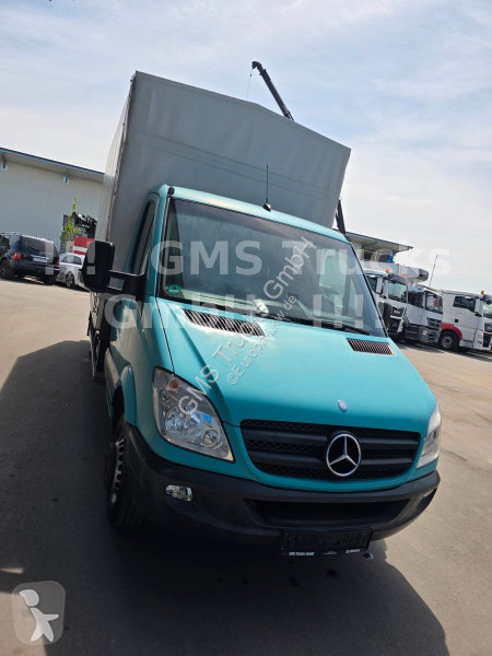 Véhicule utilitaire Mercedes 516 / 4,3m Plane /...
