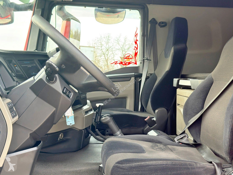 شاحنة MAN 8.220 * Kühlkoffer * TOPZUSTAND