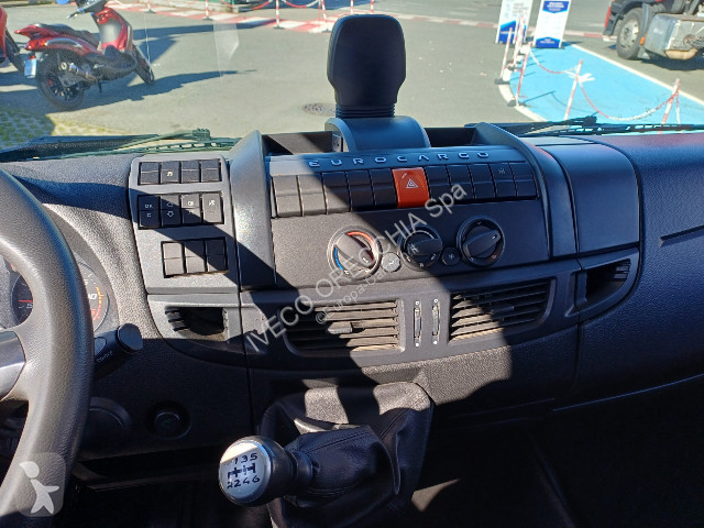 Camión Iveco EUROCARGO ML100E22/P