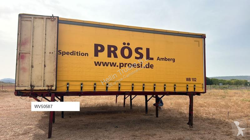شاحنة Volvo 500 6X2 Elevador 2000kgs