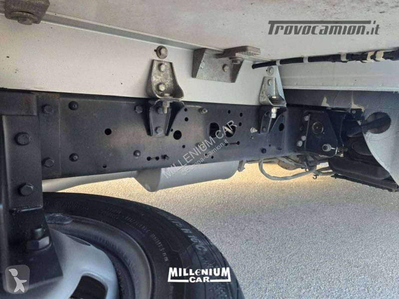 Furgoneta Iveco 35-16 (2022)CELLA 3,40 ATP SPONDA