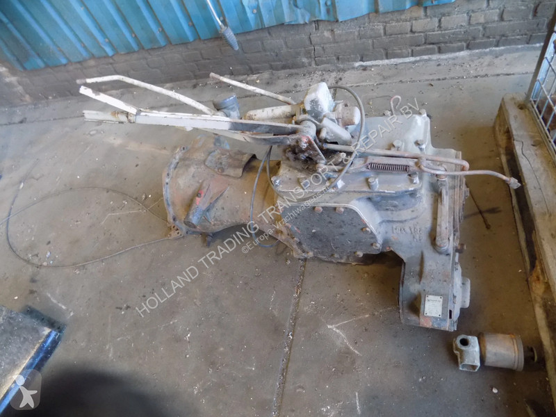 Vrachtwagen Mercedes 403 motor/versnellingsbak...