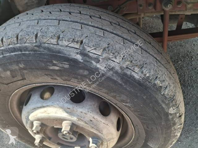 شاحنة Iveco