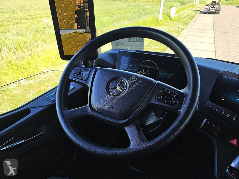 شاحنة Mercedes ACTROS 2553 OIL RETARDER 6X2*4