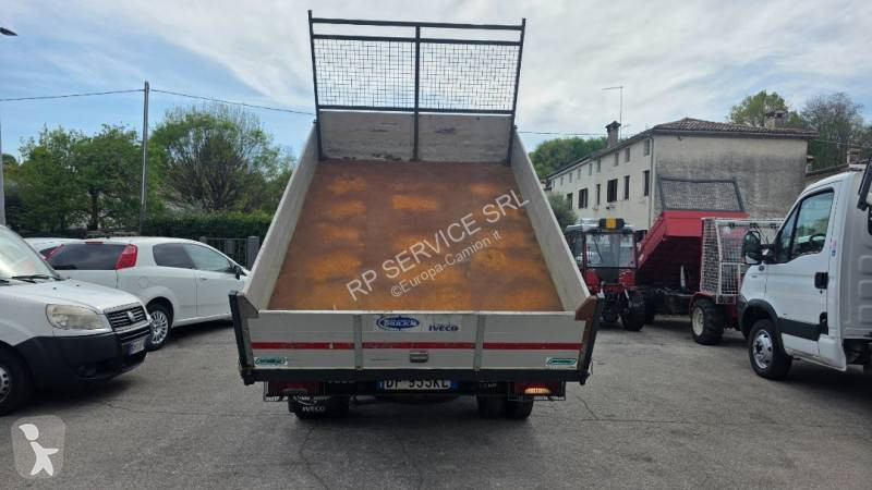 شاحنة Iveco