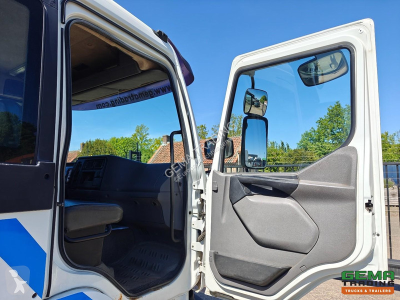 شاحنة Renault 270 4x2 Double Cab (7-seater)...