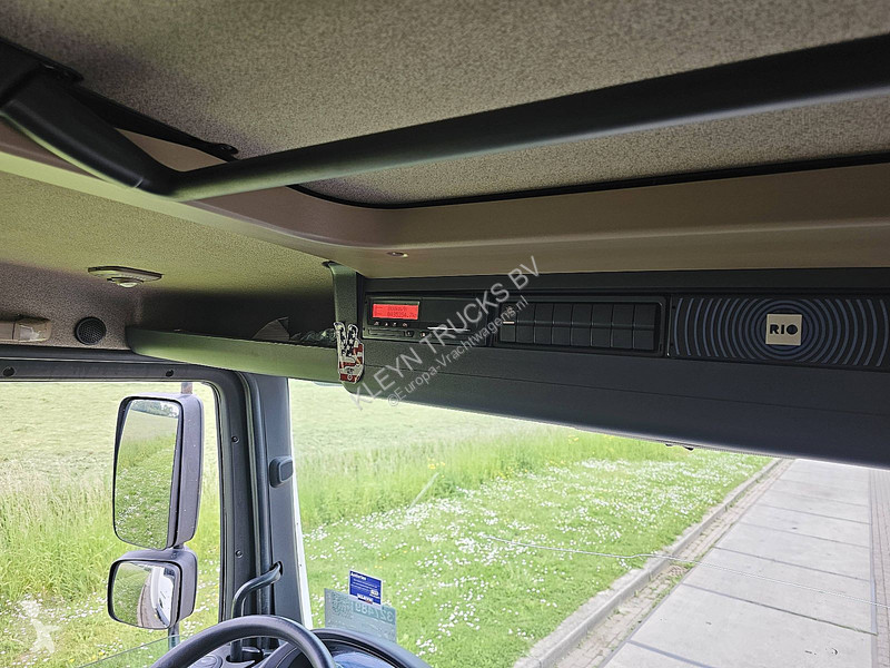 شاحنة MAN 15.250  AIRCO LIFT CURTAIN R