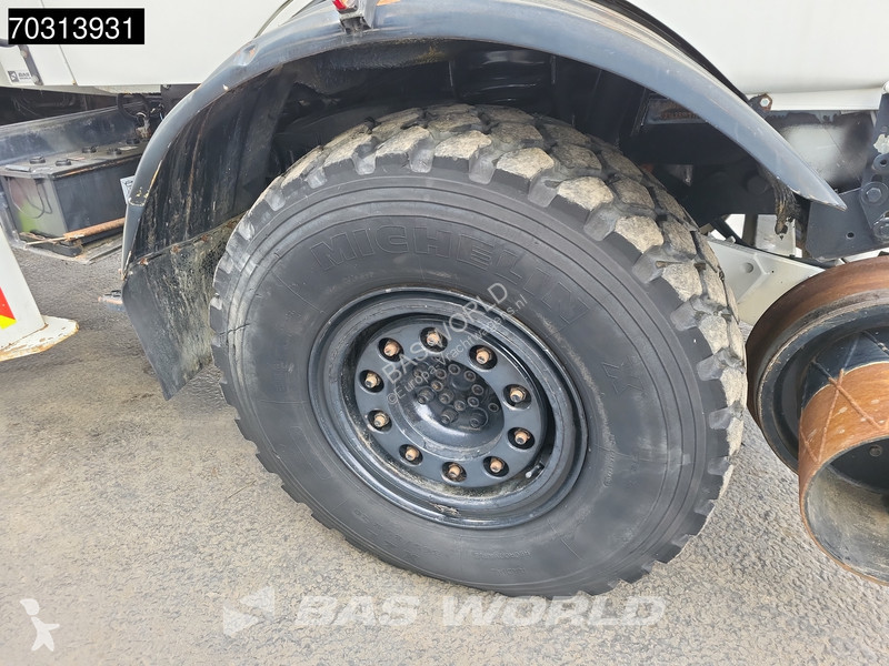شاحنة Mercedes U 1750L38 4X4 4x4 Road-rail...