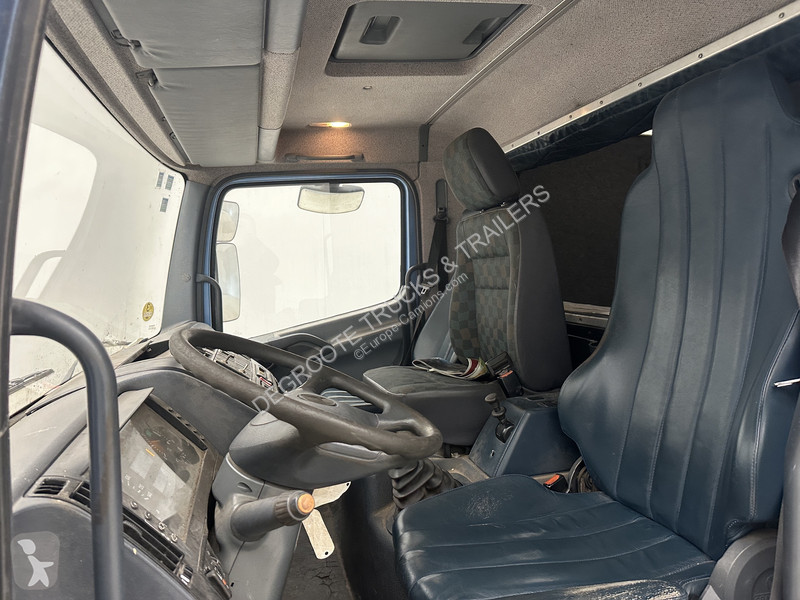 شاحنة Mercedes 815