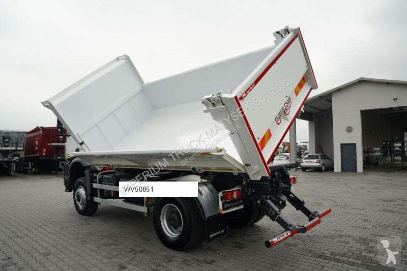 شاحنة Mercedes ACTROS 2038