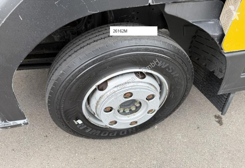 شاحنة Mercedes 815