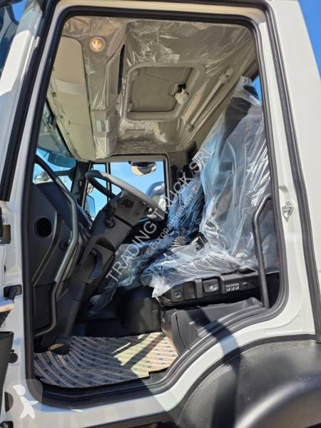 شاحنة Iveco