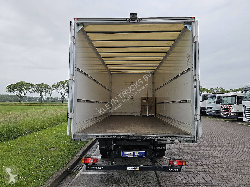 شاحنة Fuso CANTER 7C18 AMT 3 SEATS AIRCO