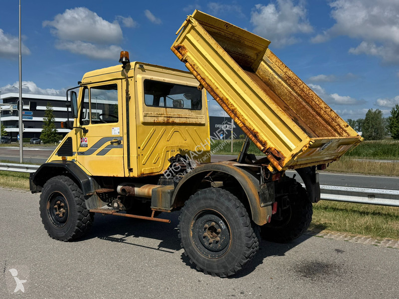شاحنة Mercedes U140