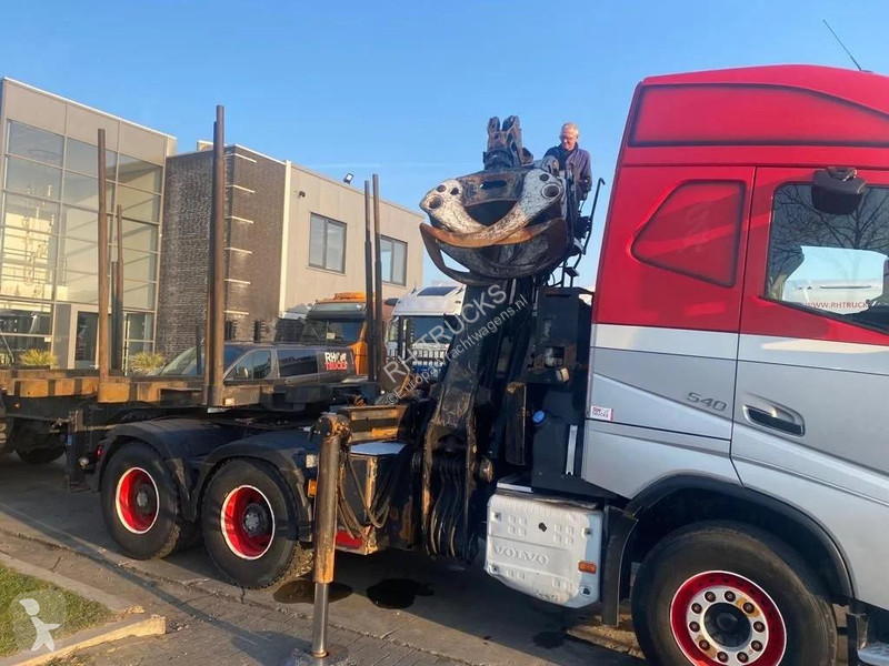 شاحنة Volvo 540 6X4 EURO 6 + EPSILON S260Z96 +...