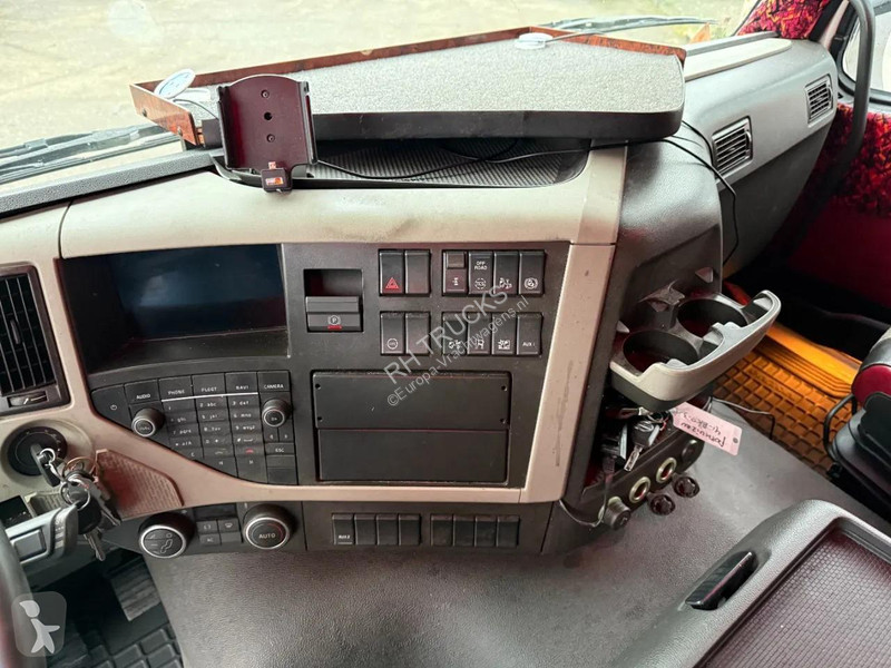 شاحنة Volvo 330, EURO 6, TUV TILL O3-2027
