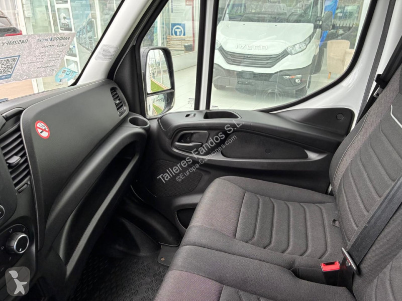 Camion Iveco  35C16 20m3