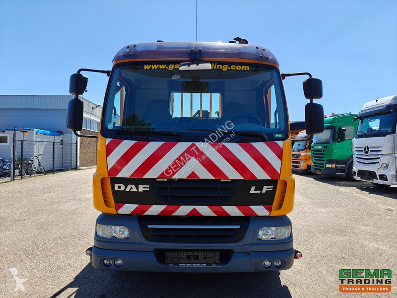 شاحنة DAF FA 220 4x2 Day Cab Euro5 16T - Open...