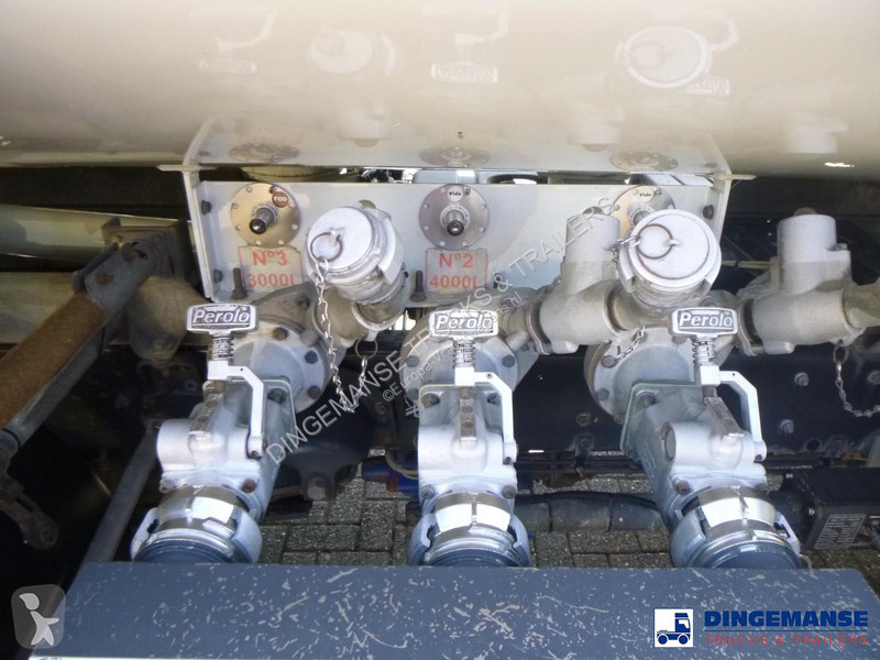 شاحنة Renault 260 dxi 4x2 fuel tank 11.5 m3 / 3...