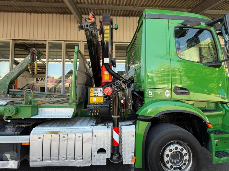 Camion Mercedes arocs 2543 6x2
