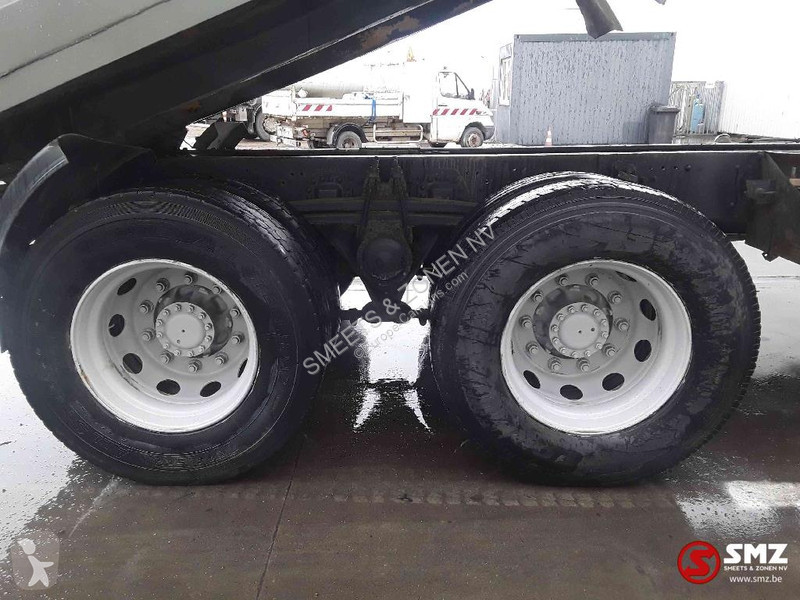 شاحنة Volvo 320 8x4