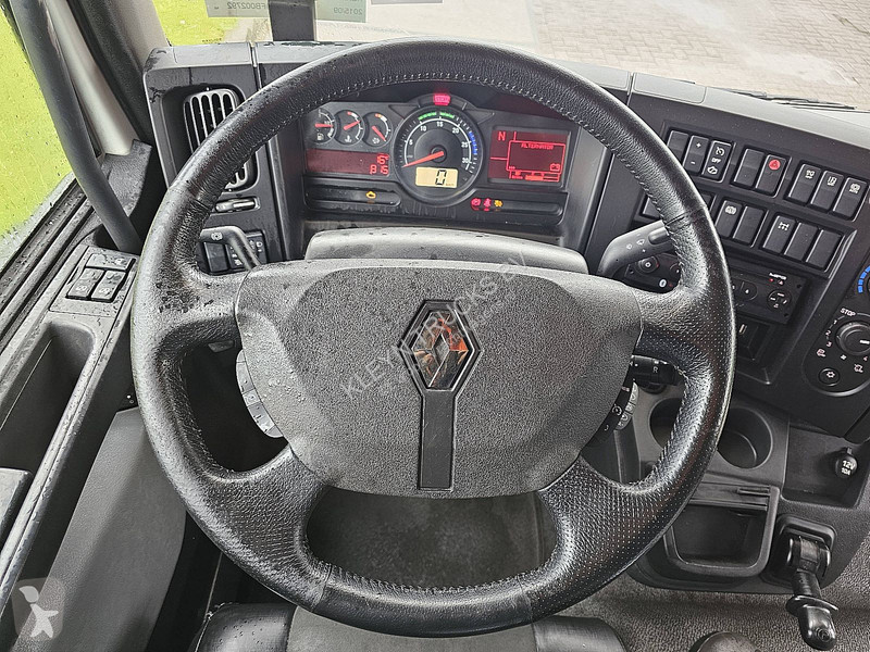 شاحنة Renault D 220