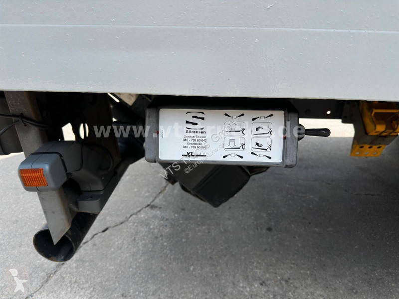 شاحنة Iveco 75E18 Koffer Junge Aufbau LBW