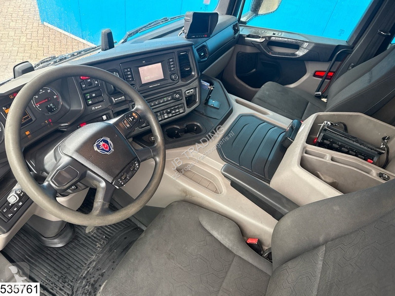 Camión Scania 6x4, EURO 6, CNG, Hiab, Remote