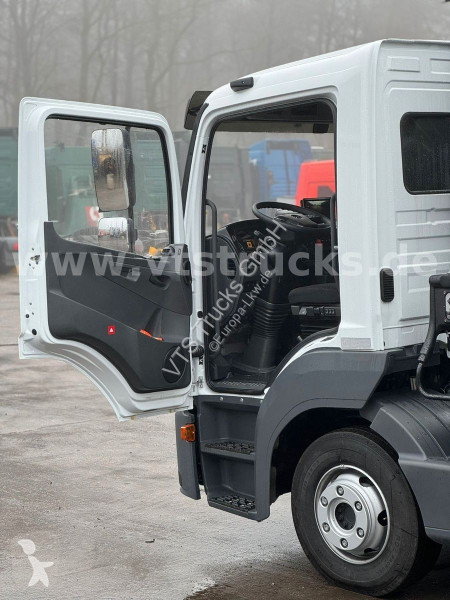 Vrachtwagen Mercedes 823 4x2 Meiller...