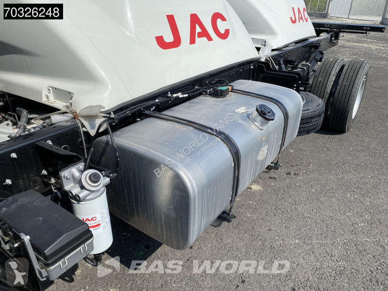 شاحنة JAC N 90 4X2 NEW! 9T Chassis Automatic...